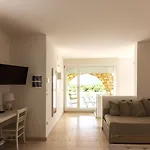 Tenuta Montiro' Hotel