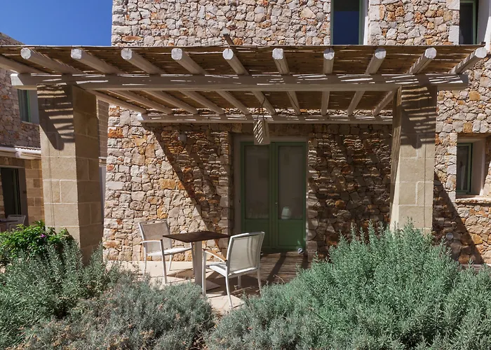 Tenuta Montiro' Otel