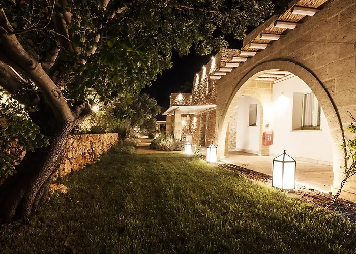 Otel Tenuta Montiro' 4*