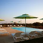 Hotel Tenuta Montiro' 4*