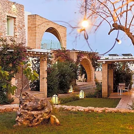 Tenuta Montiro' Отель 4*