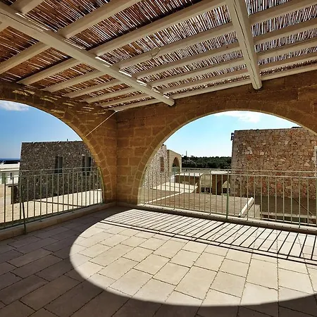 Hotel Tenuta Montiro' 4*