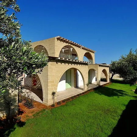 Tenuta Montiro' 4* Santa Maria di Leuca